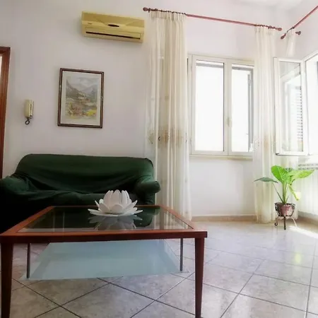 La Casetta Di Giuli Apartment *